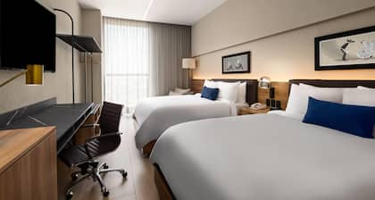 Tryp By Wyndham Ciudad Guzman Uttsa