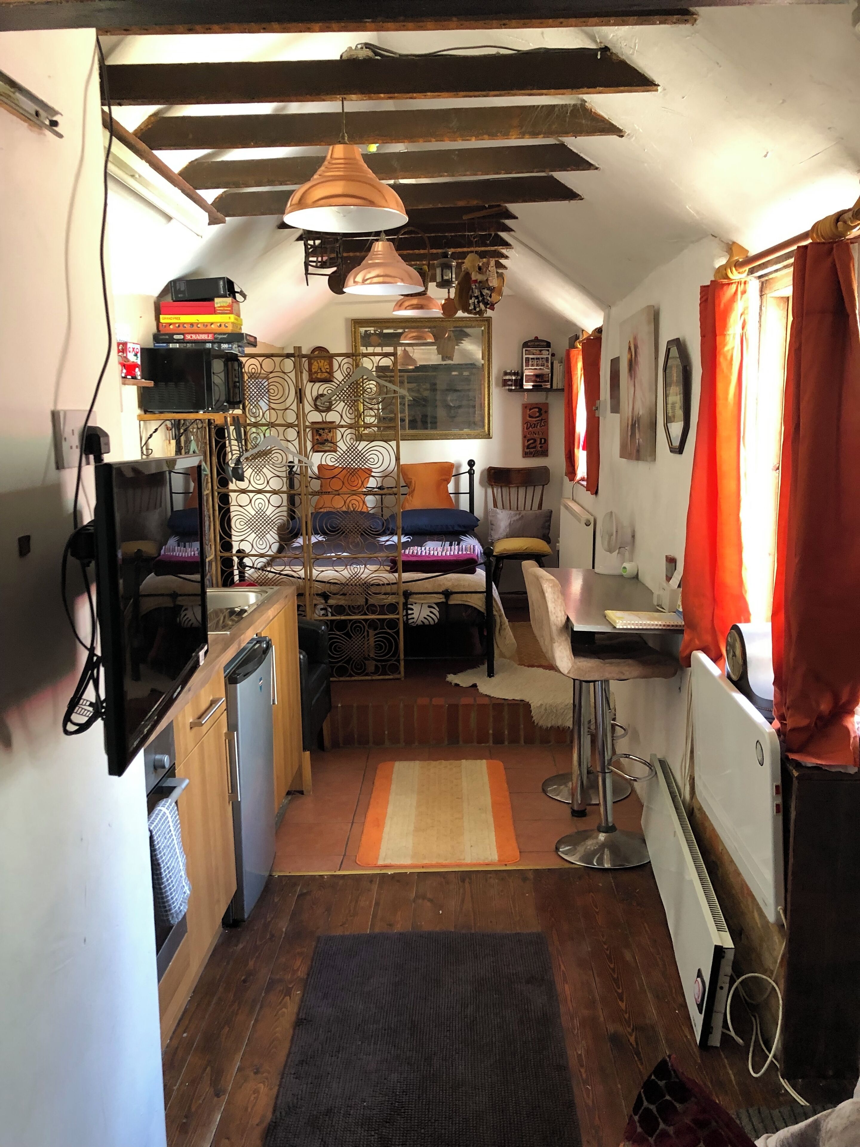 1 bedroom, iron/ironing board, free WiFi, bed sheets