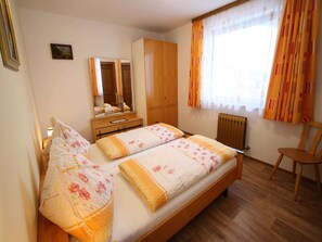 3 bedrooms, WiFi