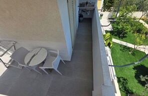 Outdoor dining - Standart Double Room (Vlorë)