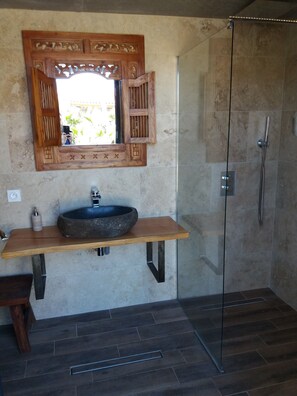 Dusche, Toilettenpapier