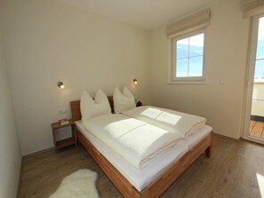 4 bedrooms, WiFi
