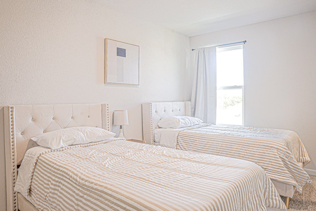 6 chambres, fer et planche à repasser, accès au Wi-Fi (inclus)