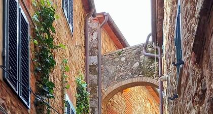 Charm & Relaxation in the Historic Center of the Medieval Village