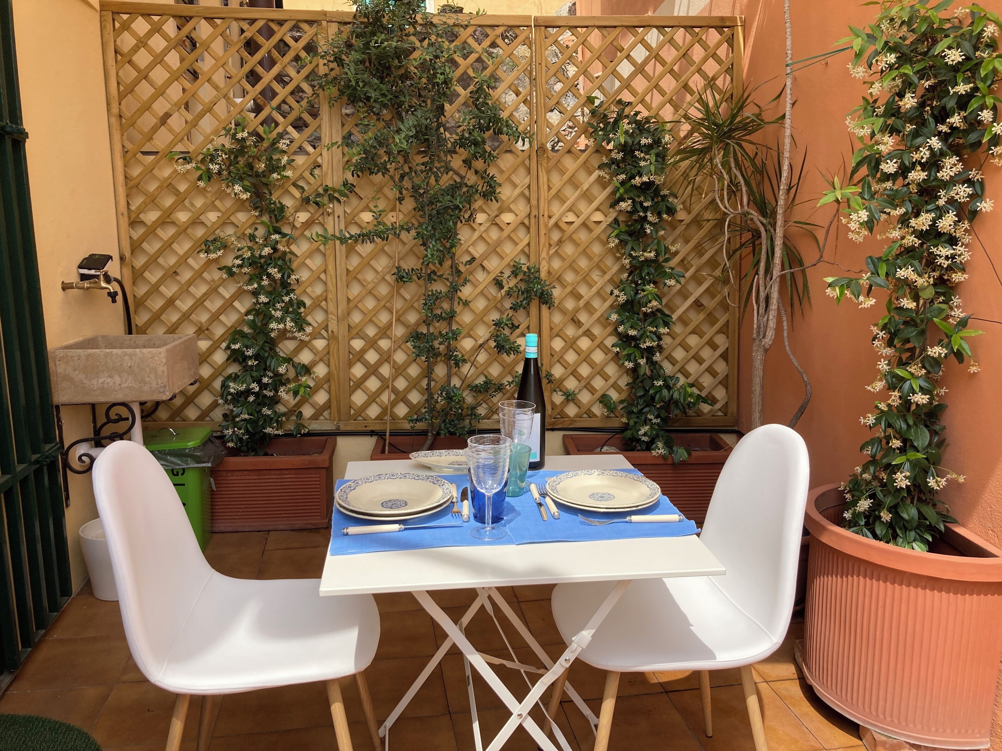 อพาร์ทเมนท์ | ลานระเบียง/นอกชาน