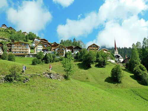 Apartment in See near Ski Slopes