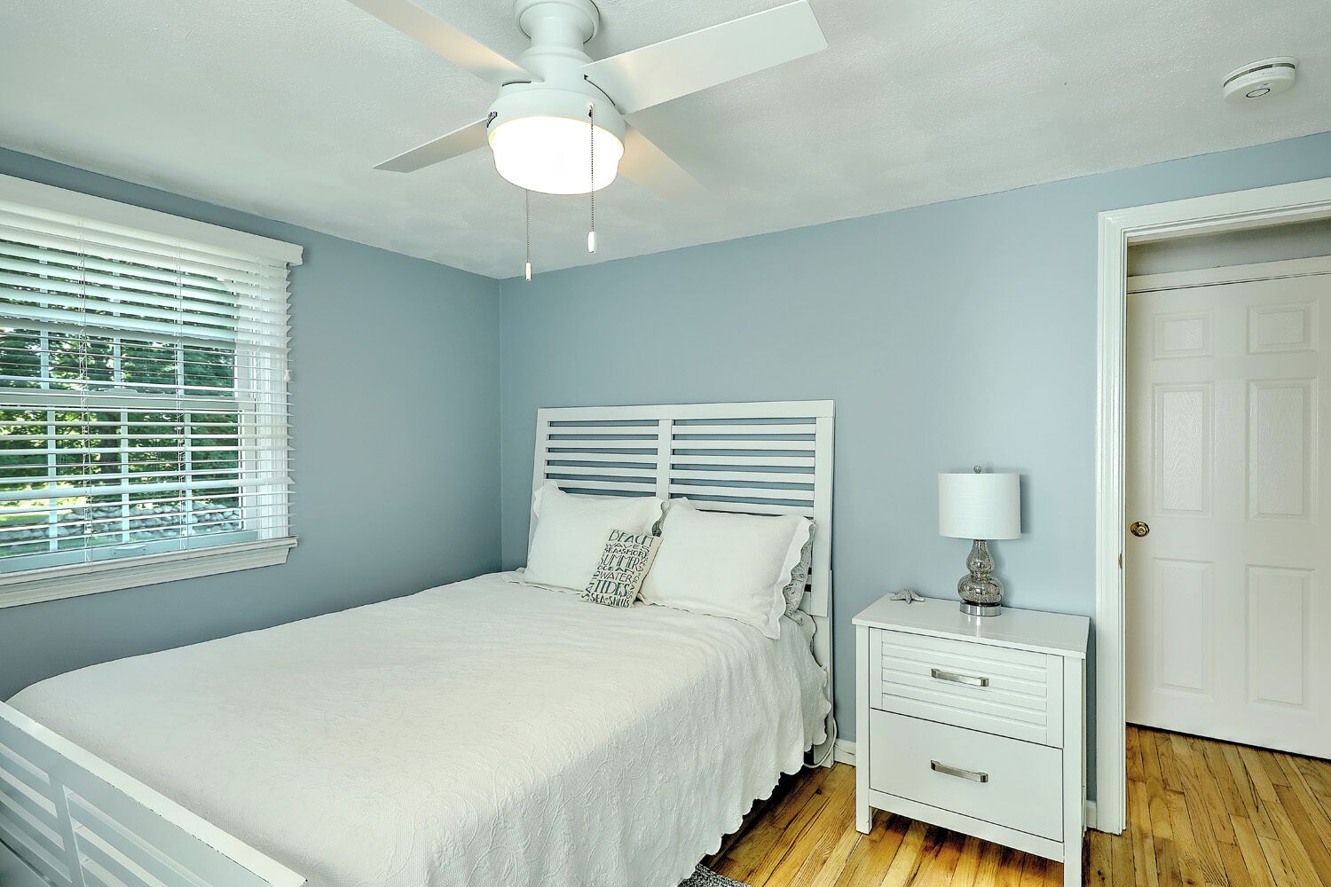 4 camere, ferro/asse da stiro, Wi-Fi, lenzuola