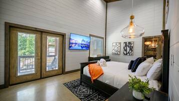 7 bedrooms, travel cot, free WiFi, bed sheets