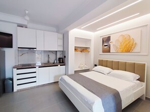 7 bedrooms, soundproofing, iron/ironing board, WiFi - Deluxe Grand Villa (Vlorë)