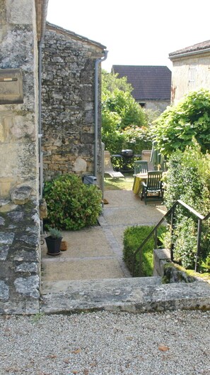 Property grounds - Cozy vacation home in the Périgord Noir (Castels et Bézenac)