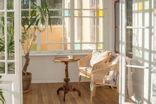 Pampig Nyrenoverad Villa i Slottsmiljö