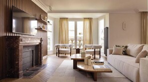 Smart-tv en een open haard