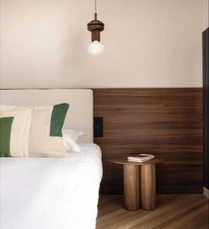 3 bedrooms, in-room safe, desk, iron/ironing board