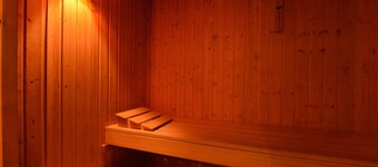 Cosy Holiday Home with Sauna, Terrace