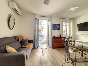 Fernseher