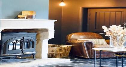 Hütte in Haut-Bois mit privatem Pool