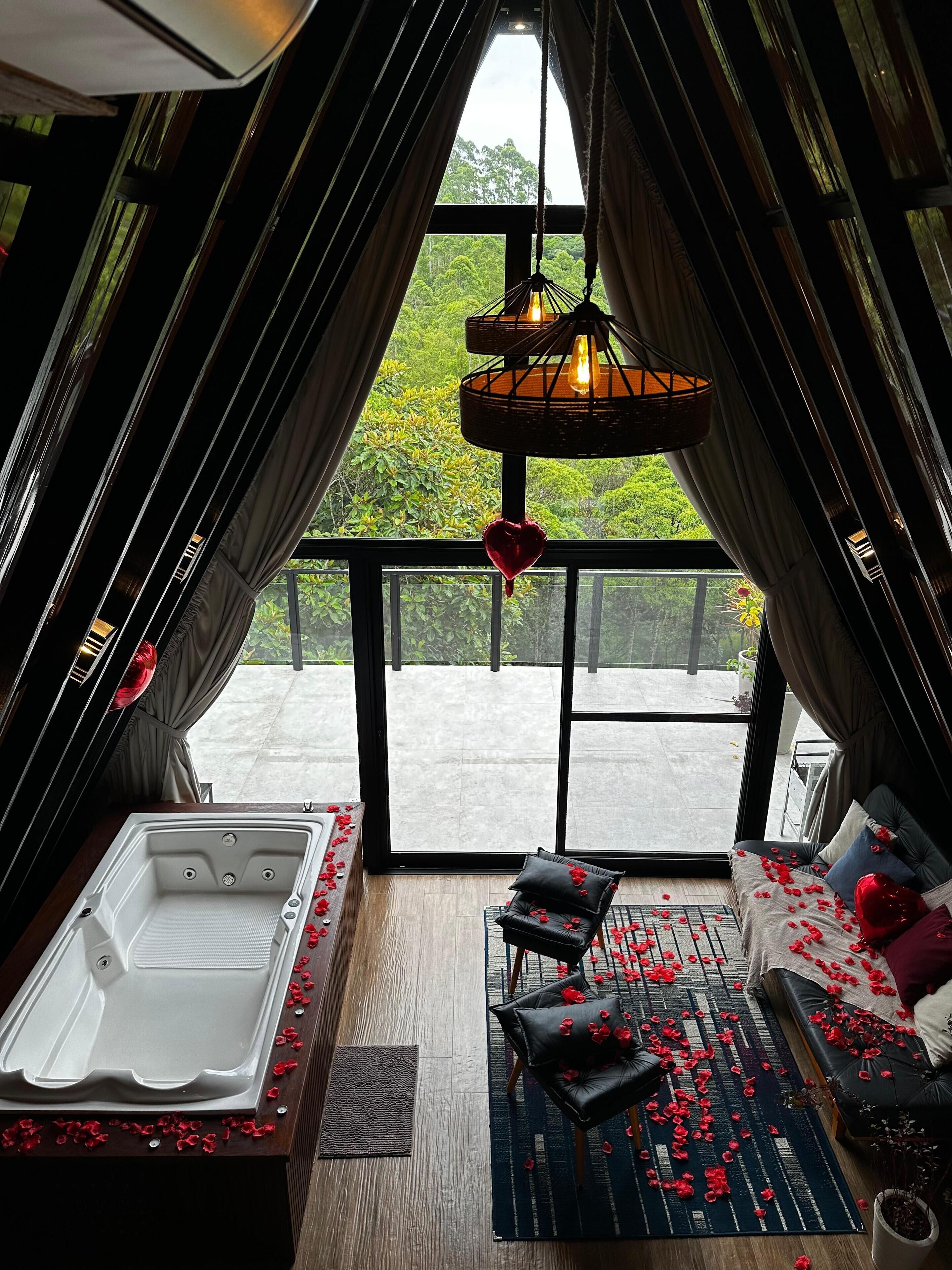 Deluxe-Chalet, Talblick, Bergseite | 1 Schlafzimmer, hochwertige Bettwaren, individuell dekoriert