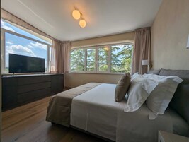 1 habitación, colchones con efecto memoria, wifi gratis y ropa de cama 