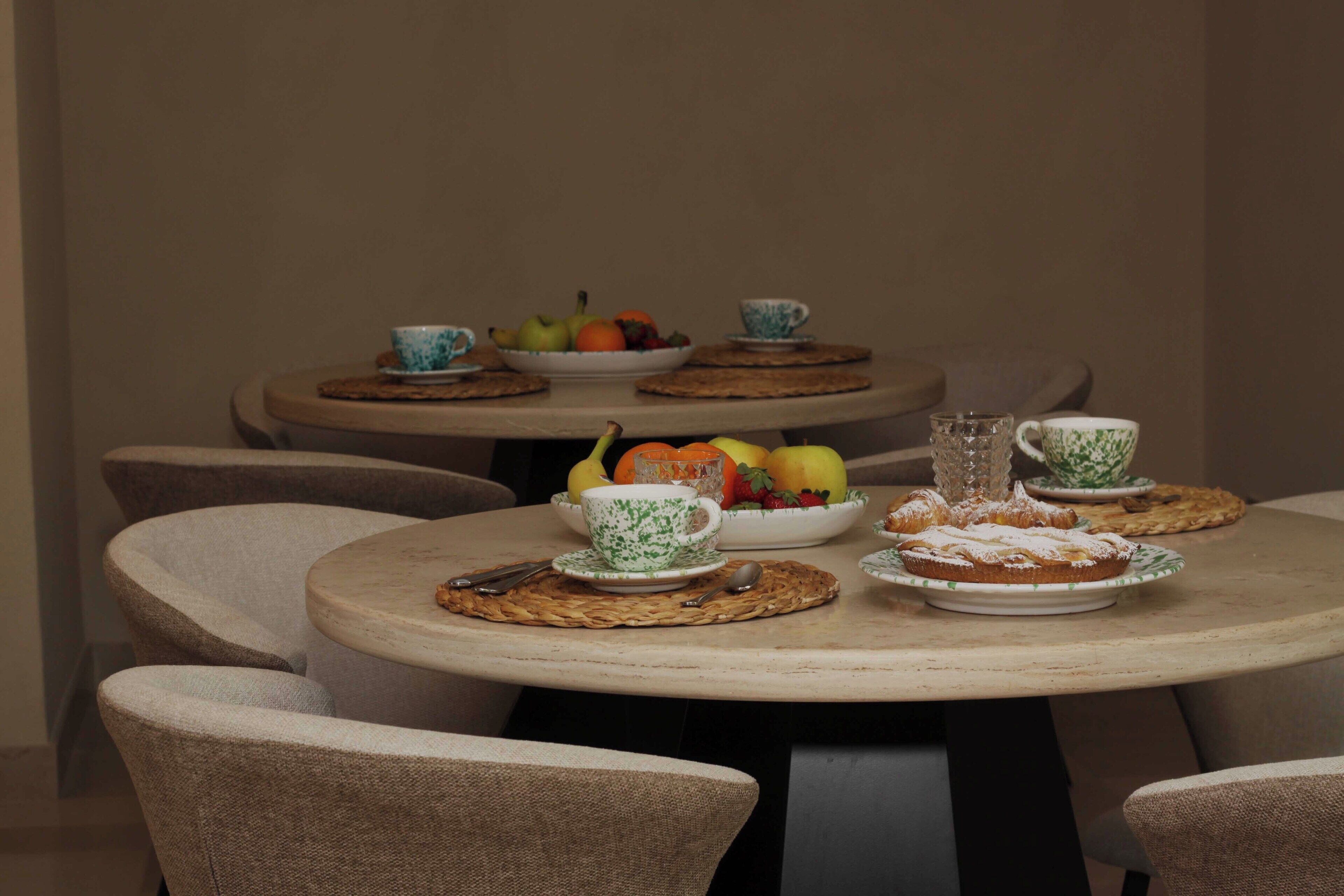 Petit déjeuner préparé sur commande (15 EUR par personne)