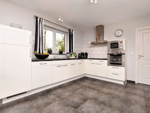 Fridge, microwave, oven, stovetop - Cozy stay near Durbuy woods (Barvaux)