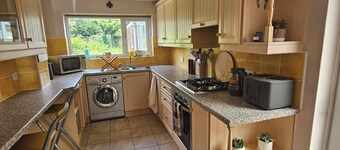 Cosy Home in Leicester