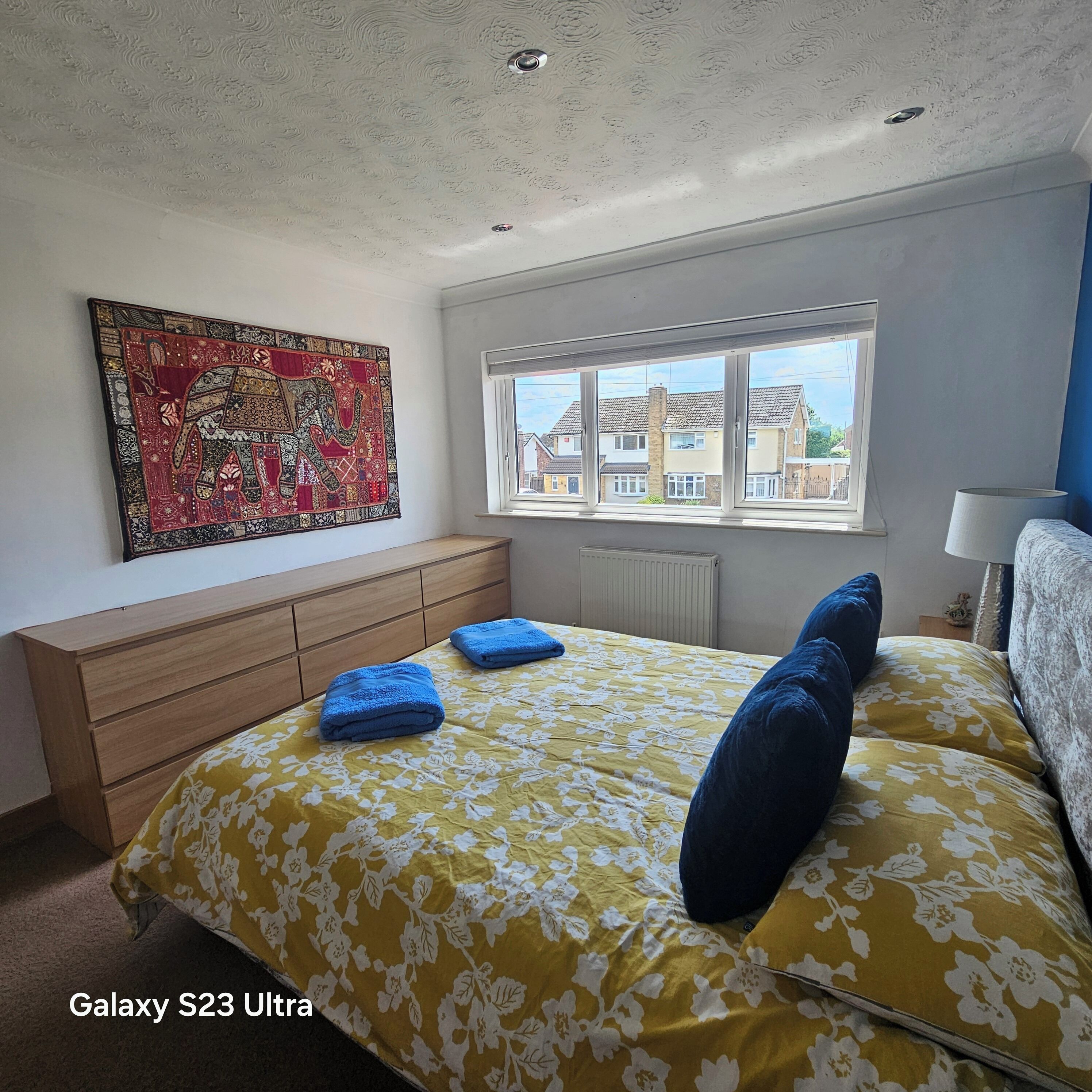 3 chambres, fer et planche à repasser, Wi-Fi gratuit, draps fournis