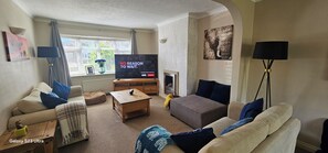 House | Living area | Fireplace