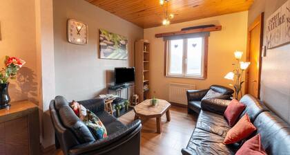Cozy Family Cottage in Érezée