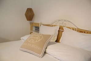 2 bedrooms, WiFi, bed sheets - 'U MUR R'e' Fate (Annunziata)