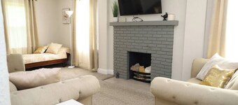 Charming Retreat on Quiet Street, close to Notre Dame and DTSB