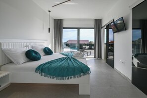 4 bedrooms, iron/ironing board, WiFi, bed sheets - Villa Petra with Private Pool (Mandre)