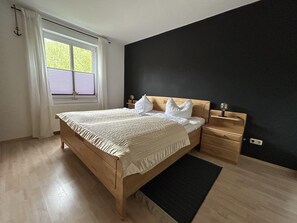 2 bedrooms, WiFi