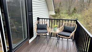 Terrace/patio - King Studio for Wedding Guests, Local Events, Family Visits & Work Stays (Lafayette)