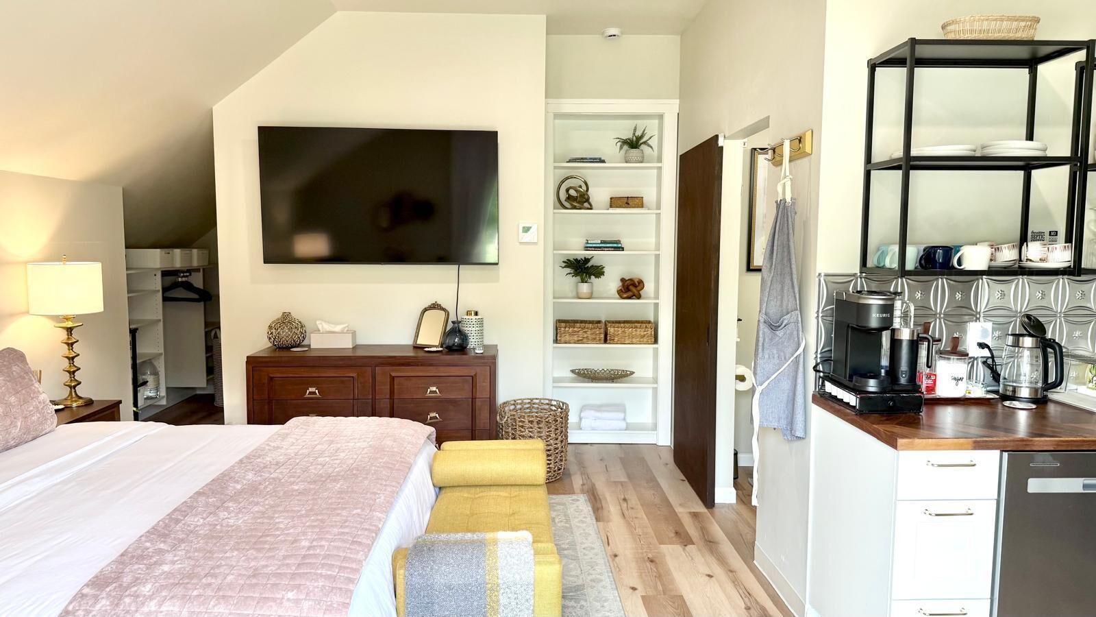 1 Schlafzimmer, Schreibtisch, Bügeleisen/Bügelbrett, kostenloses WLAN