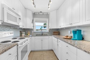 Appart'hôtel, plusieurs lits (Villas on the Gulf unit H5) | Cuisine privée