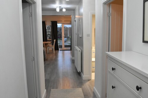 Charming Wembley Home Near Wembley Stadium