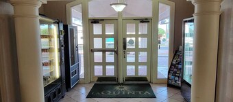 Welcome to La Quinta Inn West Medical Center in Amarillo, Texas.