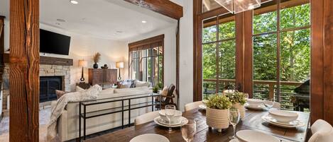 تناول الطعام