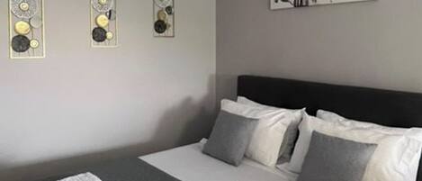 Iron/ironing board, free WiFi, bed sheets