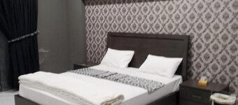 New Airport Lodge