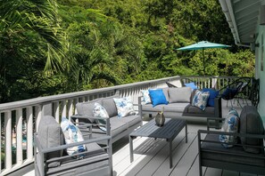 Property grounds - Villa de Paz, STJ 4 BR/2.5B, 2-8 guests Pool Private Renovated AC backup power (St John)