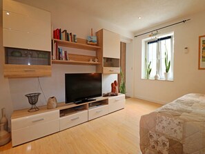 1 bedroom, WiFi