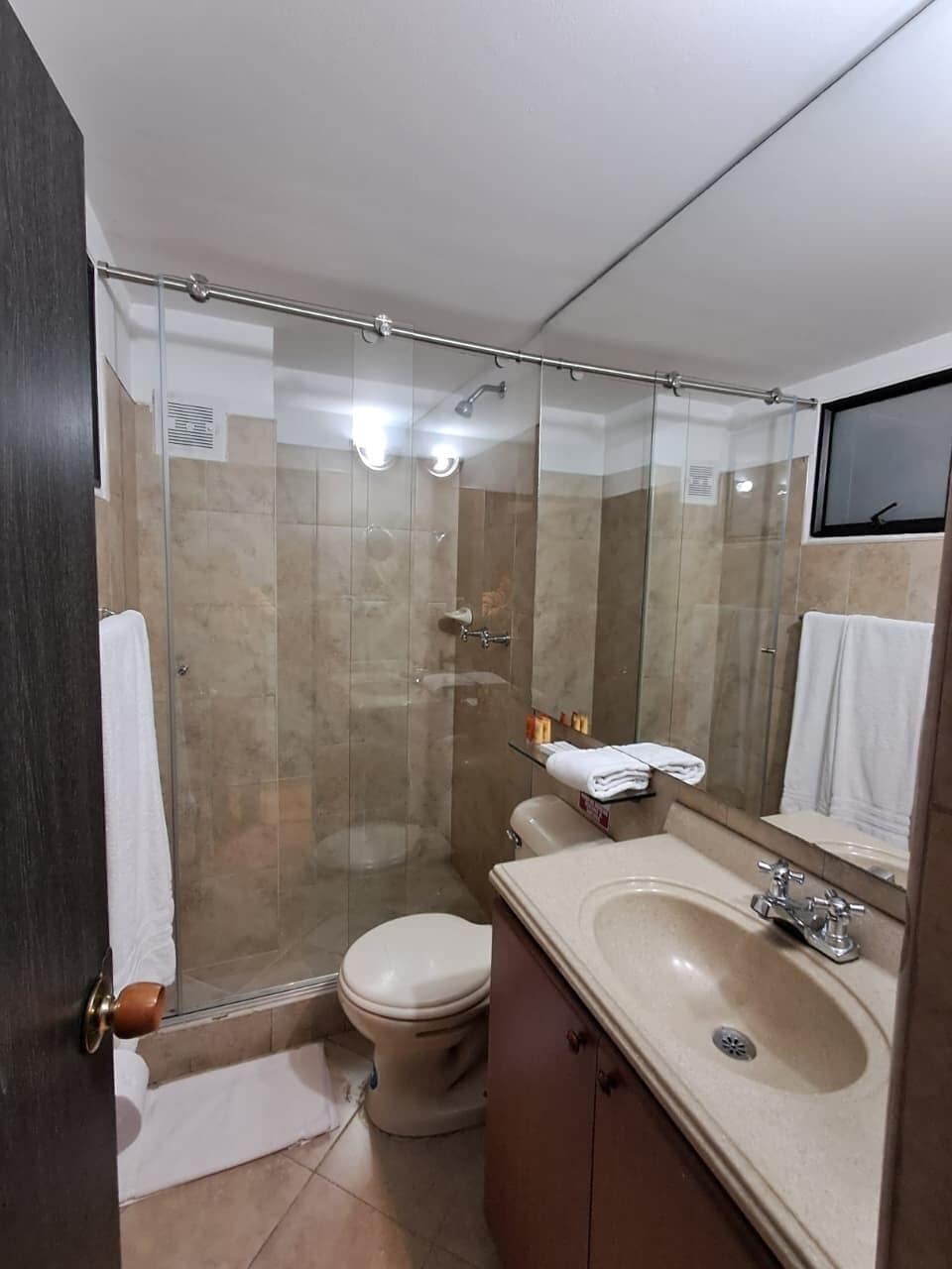 Habitación individual junior, vistas a la ciudad | Baño