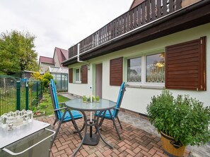 Outdoor dining - Ferienwohnung in Lichtenhain (Lichtenhain)