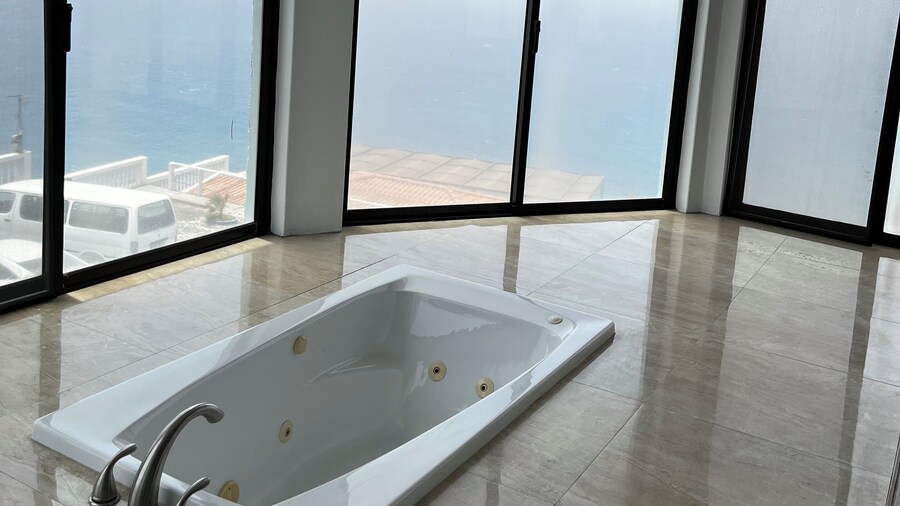 The View Hotel