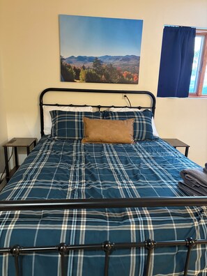 3 slaapkamers, een bureau, een strijkplank/strijkijzer, gratis wifi