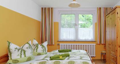 Elite-Ferienhaus mit Garten in Spreenhage