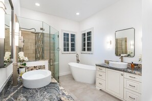 Villa (Multiple Bedrooms) | Innenbereich