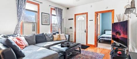 Televisio, työhuone