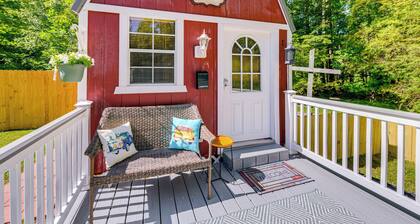 Pet-Friendly Raleigh Tiny Home w/ Patio